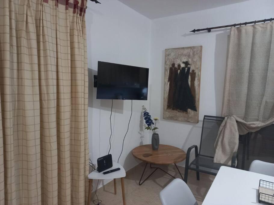 Apartament Sophie'S Sunny Spot 1 Yefira Zewnętrze zdjęcie